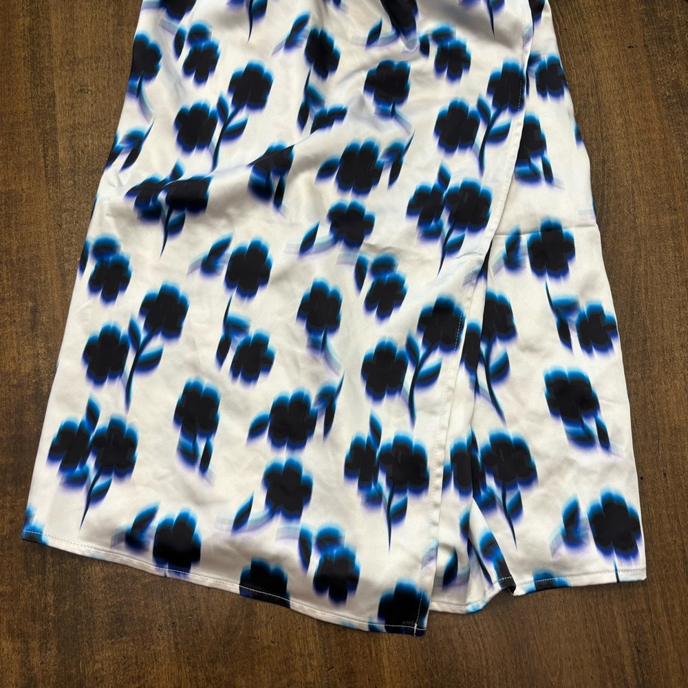 Topshop square neck wrap tie midi slip dress in blue floral - Picture 9 of 10